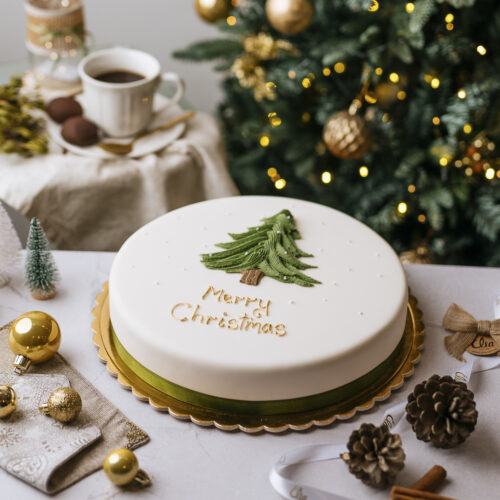 Elia Christmas cake