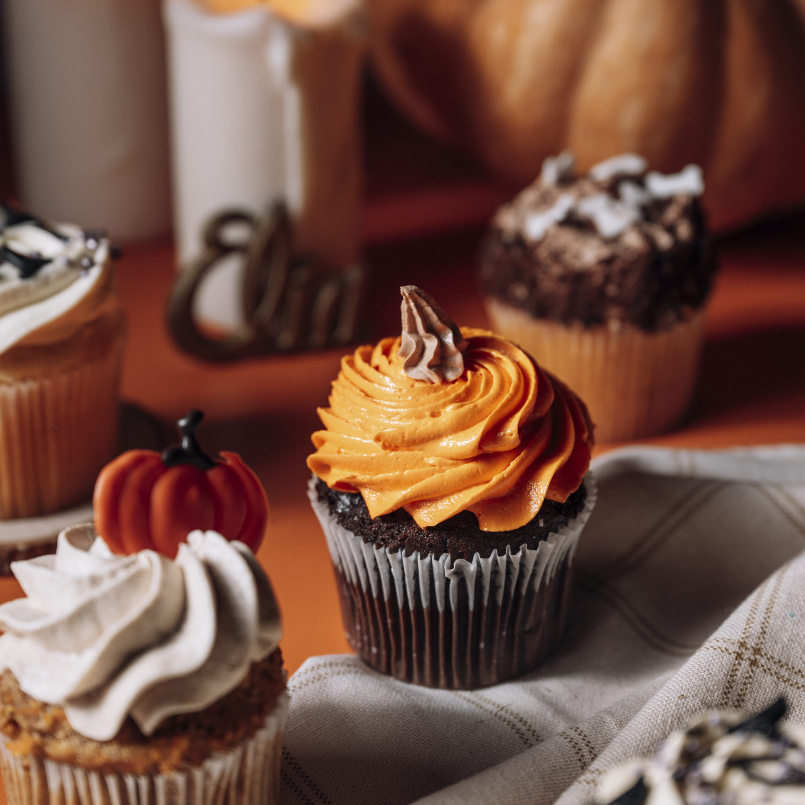 Halloween Cupcakes Set by 4 - Image 3